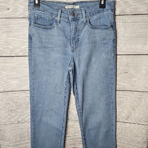 Levi's 314 Shaping Straight Size 28
